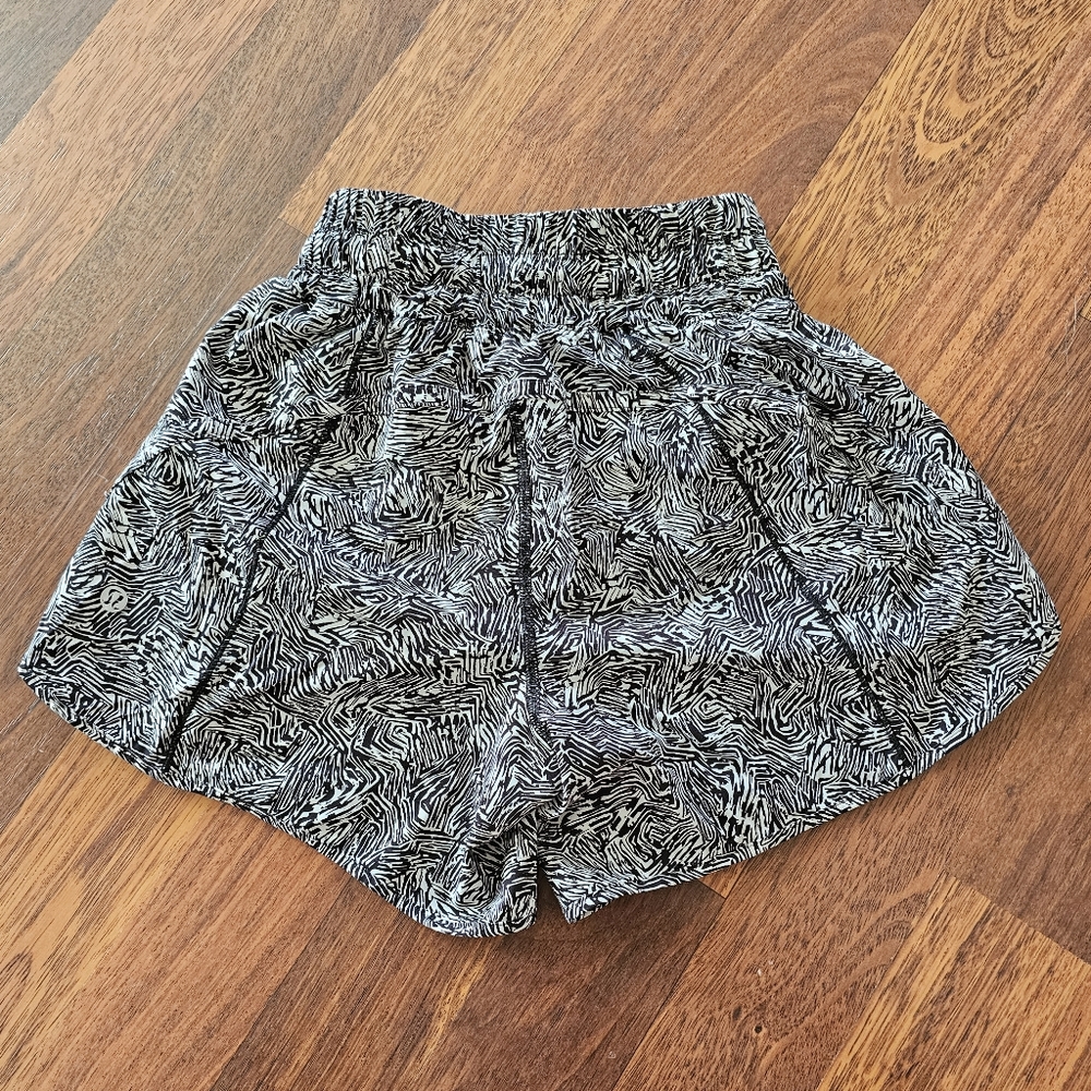 Lululemon Track That Mid-Rise Lined Short